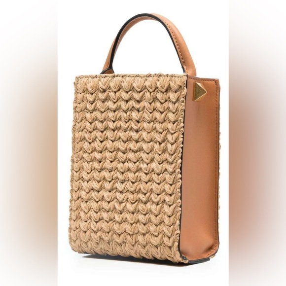 Valentino v logo signature bag - Picture 4 of 9